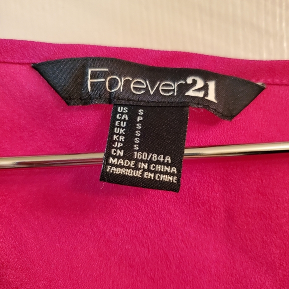 Pink blouse - Picture 5 of 5